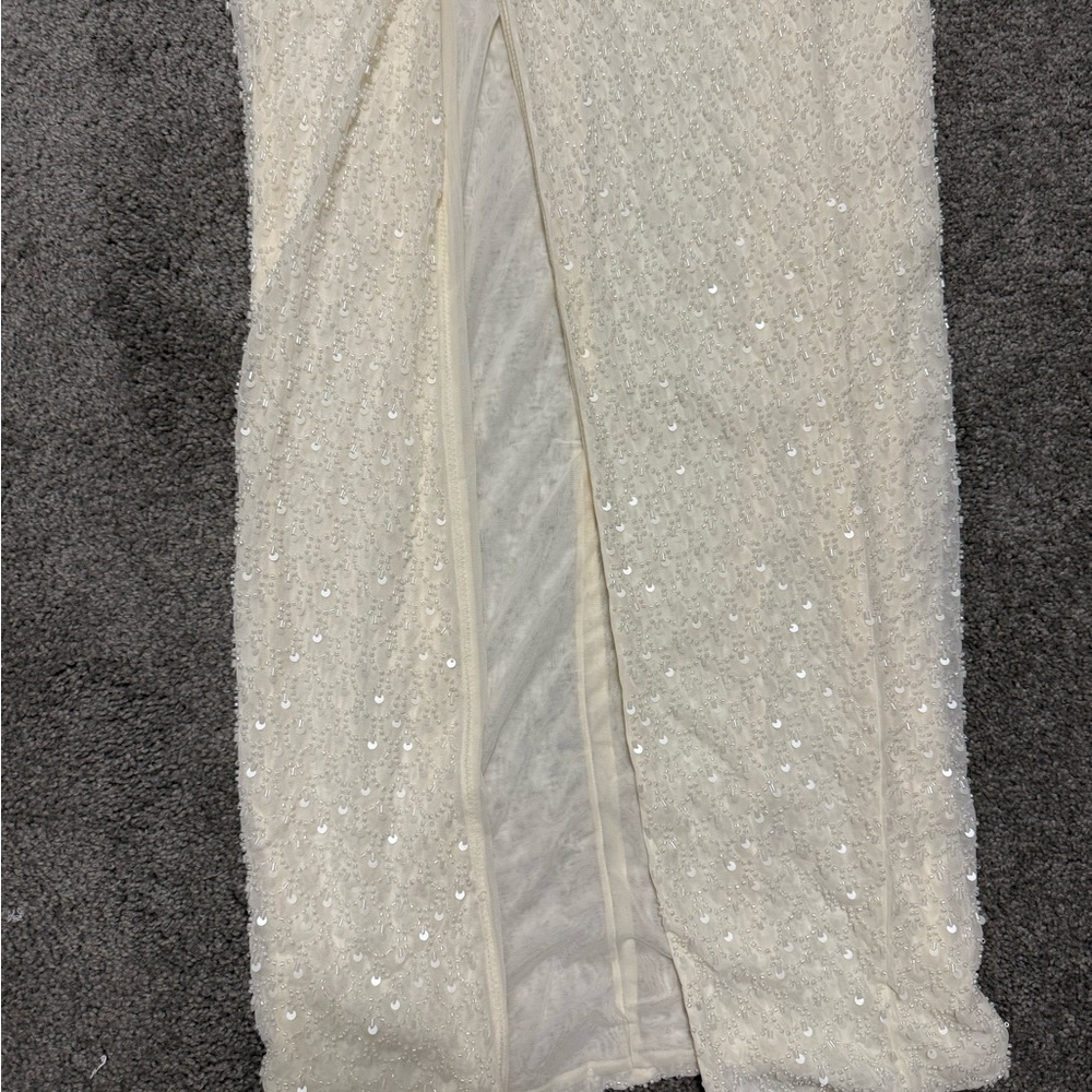 Oh Polly Cream Maxi Dress - Picture 5 of 7